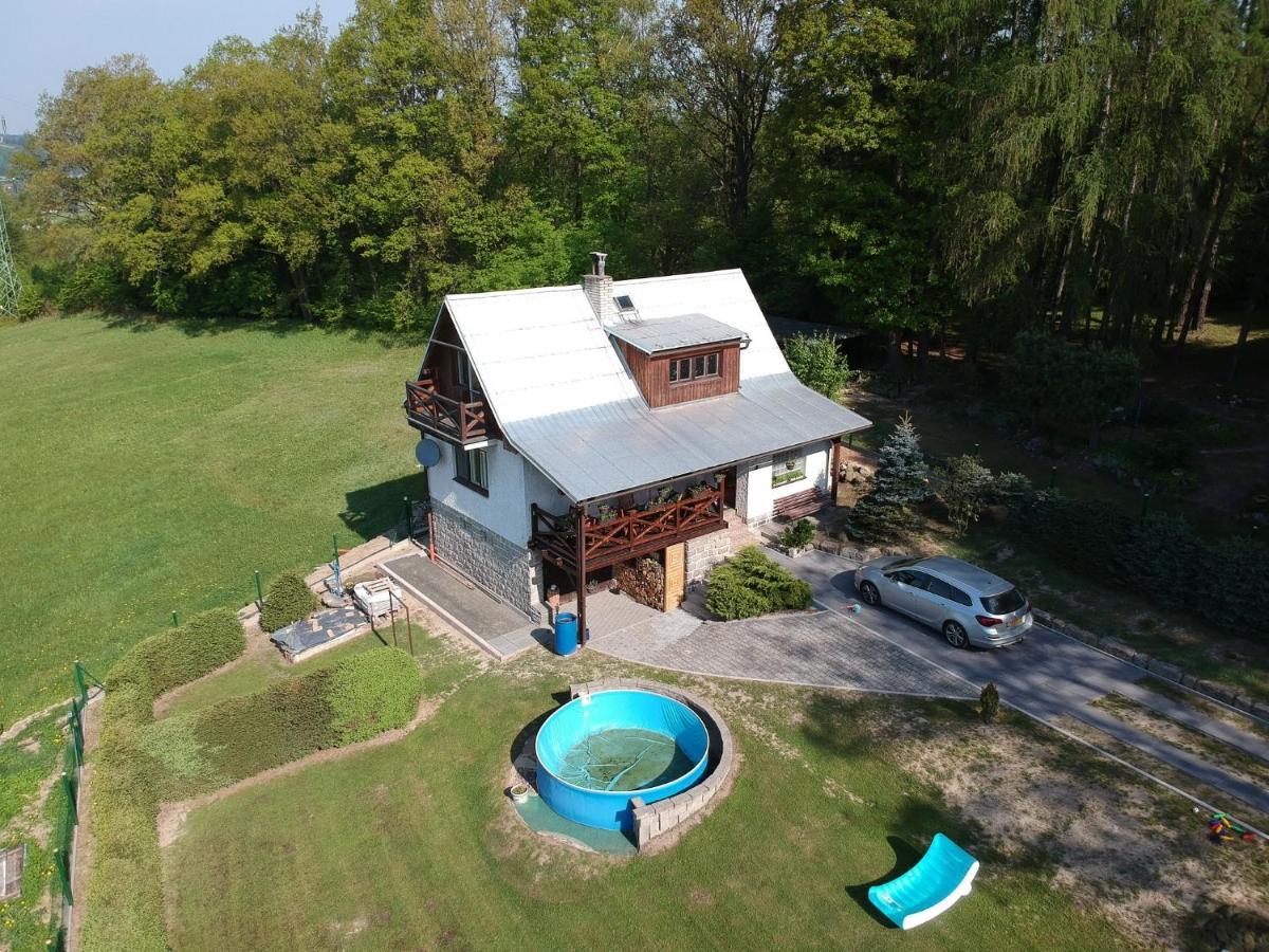 House With The Pool And Fenced Garden Villa Hnanice  Екстериор снимка