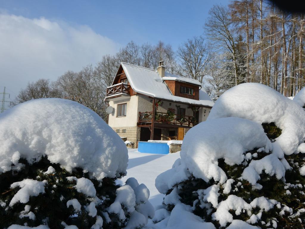House With The Pool And Fenced Garden Villa Hnanice  Екстериор снимка
